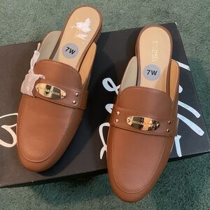 Michael Kors Tan Shoe